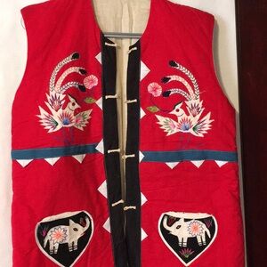 Hand Crafted Chinese Folk Art Quilted Vest with patchwork & embroidered, Medium
